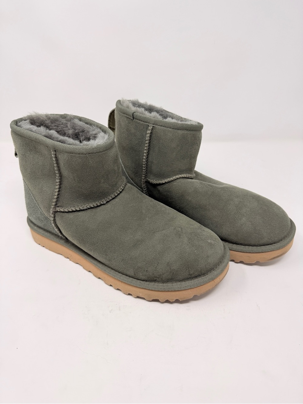 Women's Short Suede Shearling Boot - Green
